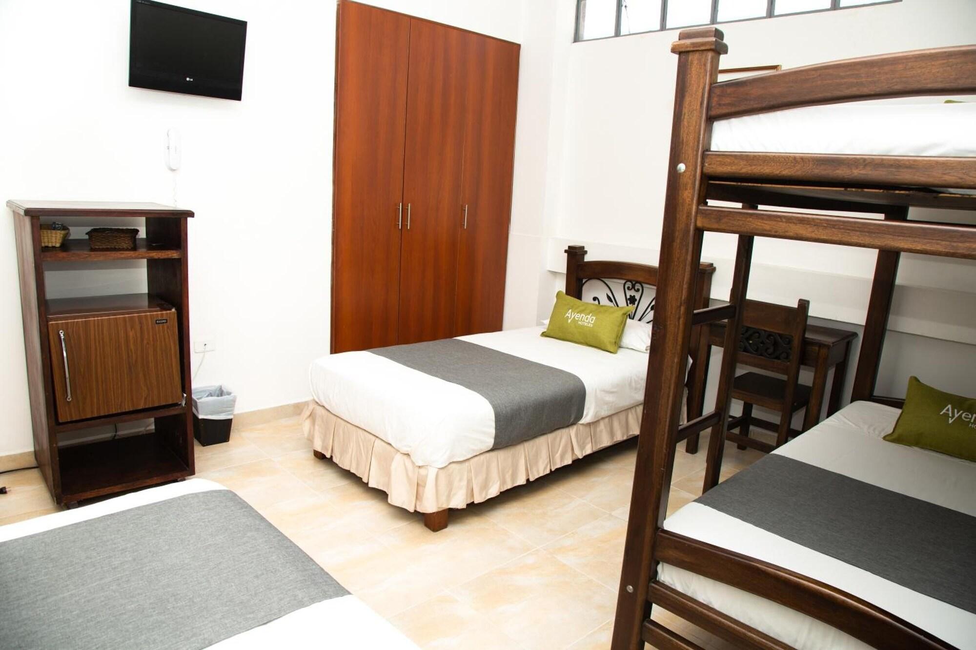 Hotel Ayenda 1133 Casa Polty 3*
